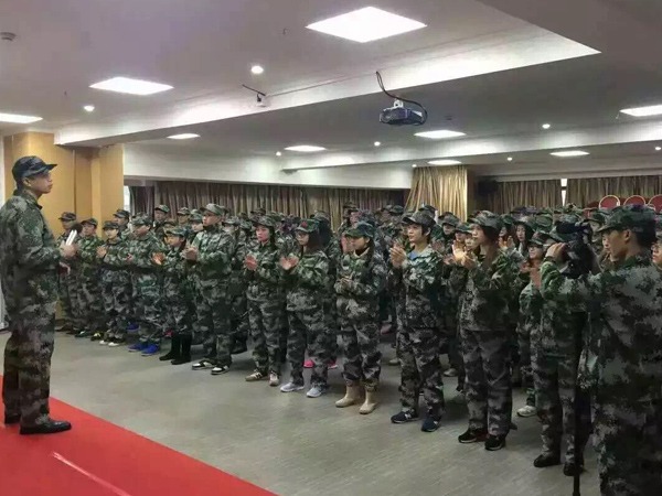 好体育app官网登录入口下载团队拓展训练